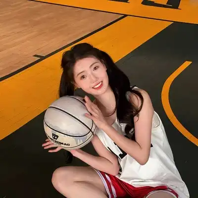 张磊云